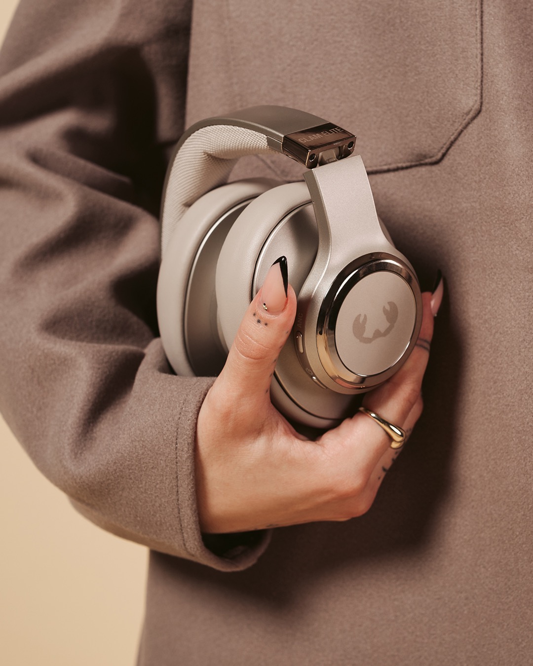 Fresh 'n Rebel - Clam Elite - Wireless over-ear headphones with digital noise cancelling - Silky Sand